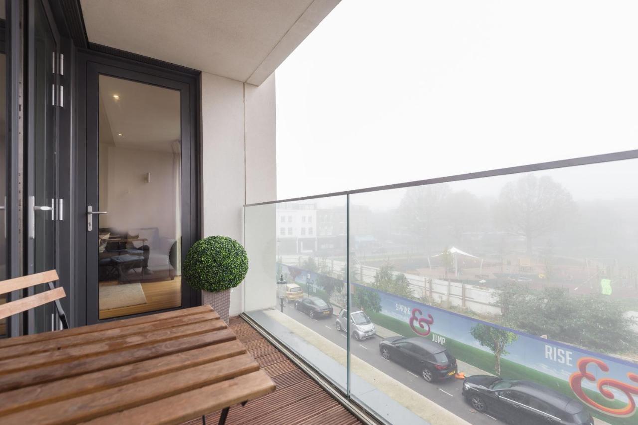 Modern Portobello Apt With Floor-To-Ceiling Windows Apartment London Exterior photo